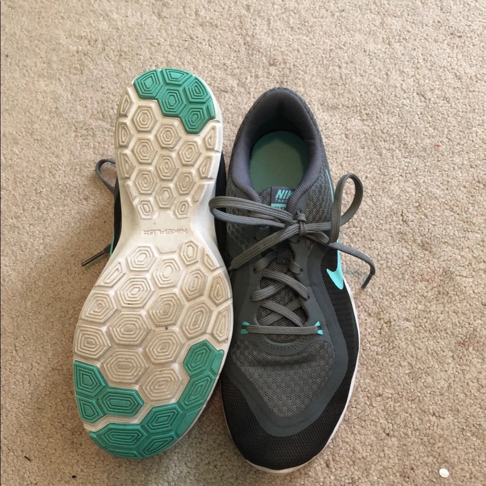 Nike women shoes